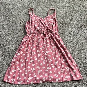 Hollister Daisy Dress size M